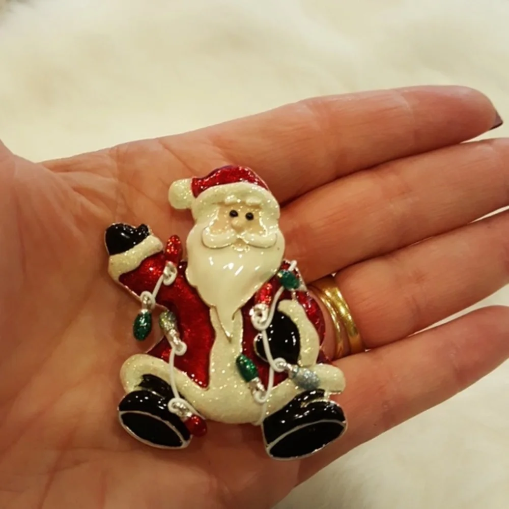 VINTAGE‎ SANTA WEARING  LIGHTS BROOCH PIN